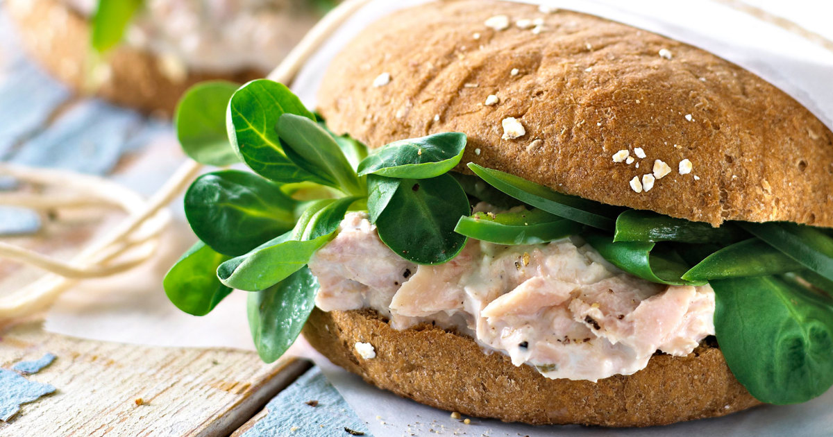 Sandwich with cream cheese and tuna | Arla Indonesia